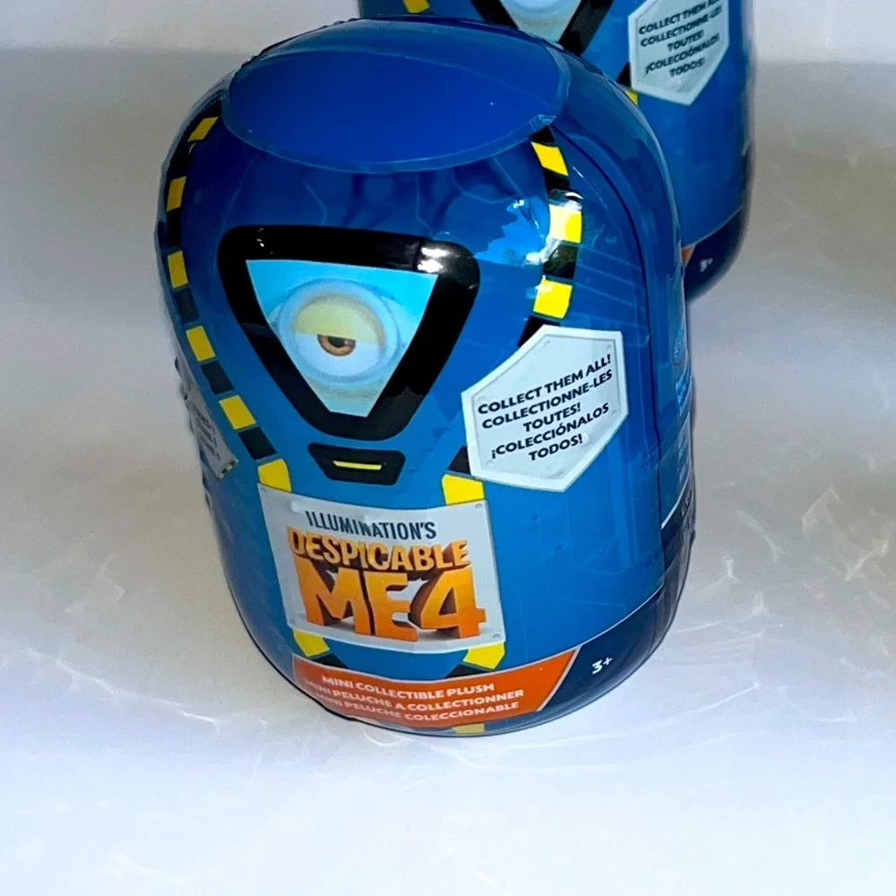 Set4 - Despicable Me 4 Mini Collectible Figures